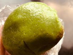 艾叶细沙青团-王家沙点心店(南京西路总店)