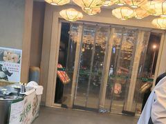 -绿草地·湘菜(酃湖师院店)