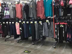 -迪卡侬(西三旗店)
