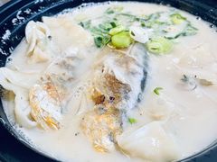 手工粉皮鲜黄鱼馄饨-苏小柳点心·手作小笼包(浦东嘉里城分院)