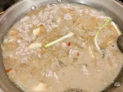 -老来福·非遗酸汤兔(凯旋路店)
