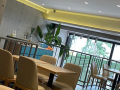 大堂-灵芝妹子海鲜米线(劳动公园店)