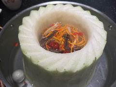 -得意咚瓜·顺德鱼生·冬瓜火锅(深圳首店)