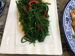 -壹阁胡羊焖饼(特色小吃街店)