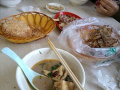 -洪峰浩老北京烧饼夹肉(角门路店)
