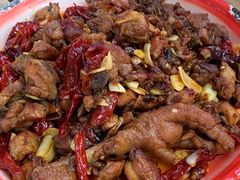 辣子鸡-柴窝堡22号辣子鸡·传承新疆菜