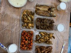 -蓝精灵饺子店