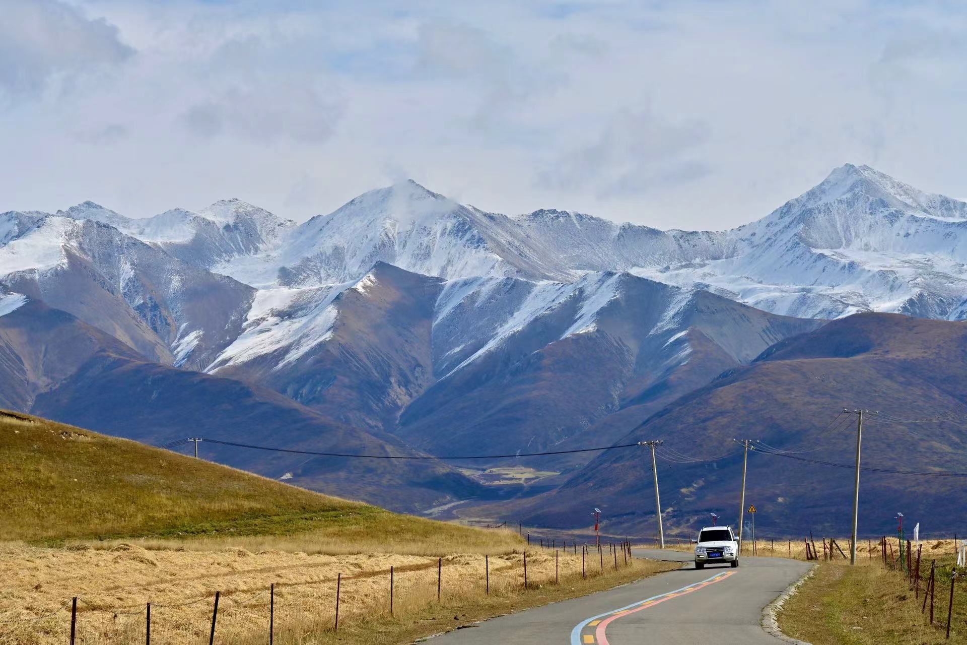 岗什卡雪峰