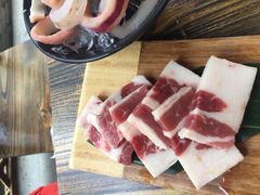 -炙忧烤肉屋(中国铁建广场店)