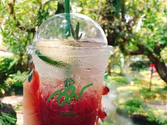 -Chom Cafe and Restaurant