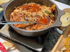 -刘姐啤酒鱼民族演艺餐厅(西街总店)