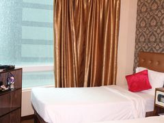-香港华美达海景酒店