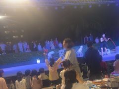 -渔家火锅·海鲜自助餐·演艺(亚龙湾天域酒店)