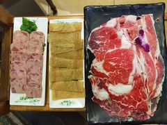 精品肥牛-草原塞蛮羊火锅城(港湾店)