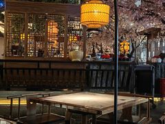 -桂满隴·站立的杭州(无锡八佰伴店)