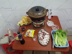 -威邵鸡煲(西华路总店)