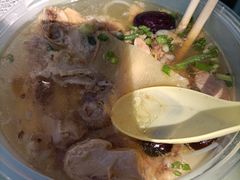 -燕子煨汤(山海关路店)