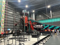 -极限PLAY运动娱乐新世界·团建派对潮玩休闲馆·室内蹦极高空游乐园
