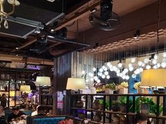 -领鲜活海鲜榴莲自助火锅(东门店)