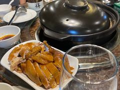 -菌海森林·非遗野生菌火锅(西山区滇池路摩根道店)