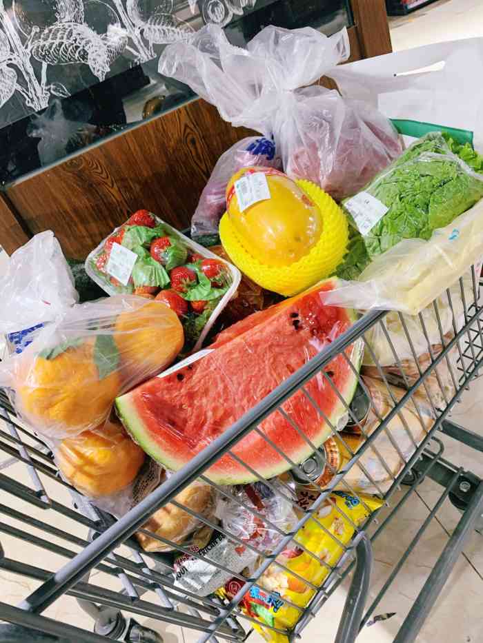 满客隆超市(大学城店)-"差评,购物快下班了,想开票保安说开票的下.