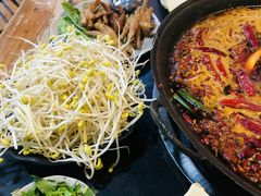 -铜元老码头鳝鱼火锅