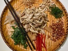 招牌捞起手撕鸡-清晖小苑•顺德地方菜(壹海城店)