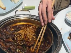 -何师傅美蛙鱼头(汉街店)