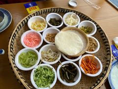 -包整·丝娃娃(一览甲秀楼风景店)