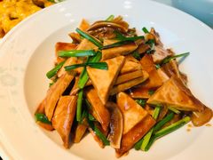 耳尖烧香干-羲和雅苑•北京烤鸭(乐园道万象城店)