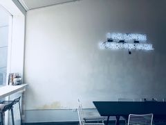 -UNI UNI(环亚凯瑟琳店)