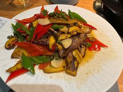 -一朵菌·野生菌探索家火锅(南亚店)