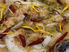 -渔语鱼酸菜鱼新川菜(来福士店)