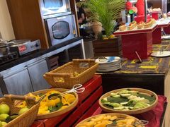 -亚龙湾希尔顿自助餐厅·海鲜·烧烤·沙滩BBQ·现场乐队