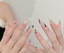 -LILY NAILS美甲美睫