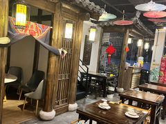 -聚汇三少·龙虾·中餐厅(莫邪路新天地店)