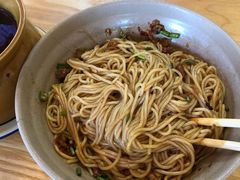 -万方圆拌粉瓦罐汤(九江湖滨店)