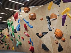 -ROCKPLUS攀岩馆(环宇城店)