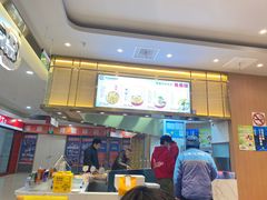 -红渡小香·牛肉麻辣香锅(车站南路店)