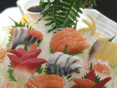 -渝半城经典川粤菜(重庆天地店)