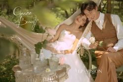 -乐派诗婚纱摄影