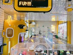 -泡泡玛特POPMART(上海环球港店)