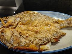 蒜香鲈鱼-鲁菜根·泰山菜(普照店)