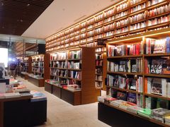 -茑屋书店(天目里店)
