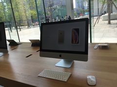 -Apple零售店(华贸购物中心店)