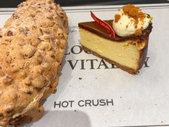-HOT CRUSH趁热集合·现烤面包(上海环球港店)