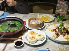 -东南里湖景餐厅·新闽菜(浦西万达店)