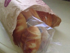 iphone_upload_pic-罗莎蛋糕Rosa bread(印象汇店)