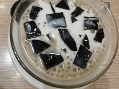 -佰搭果·广式茶餐厅(西华路店)