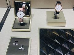 -梵克雅宝(国贸商城店)